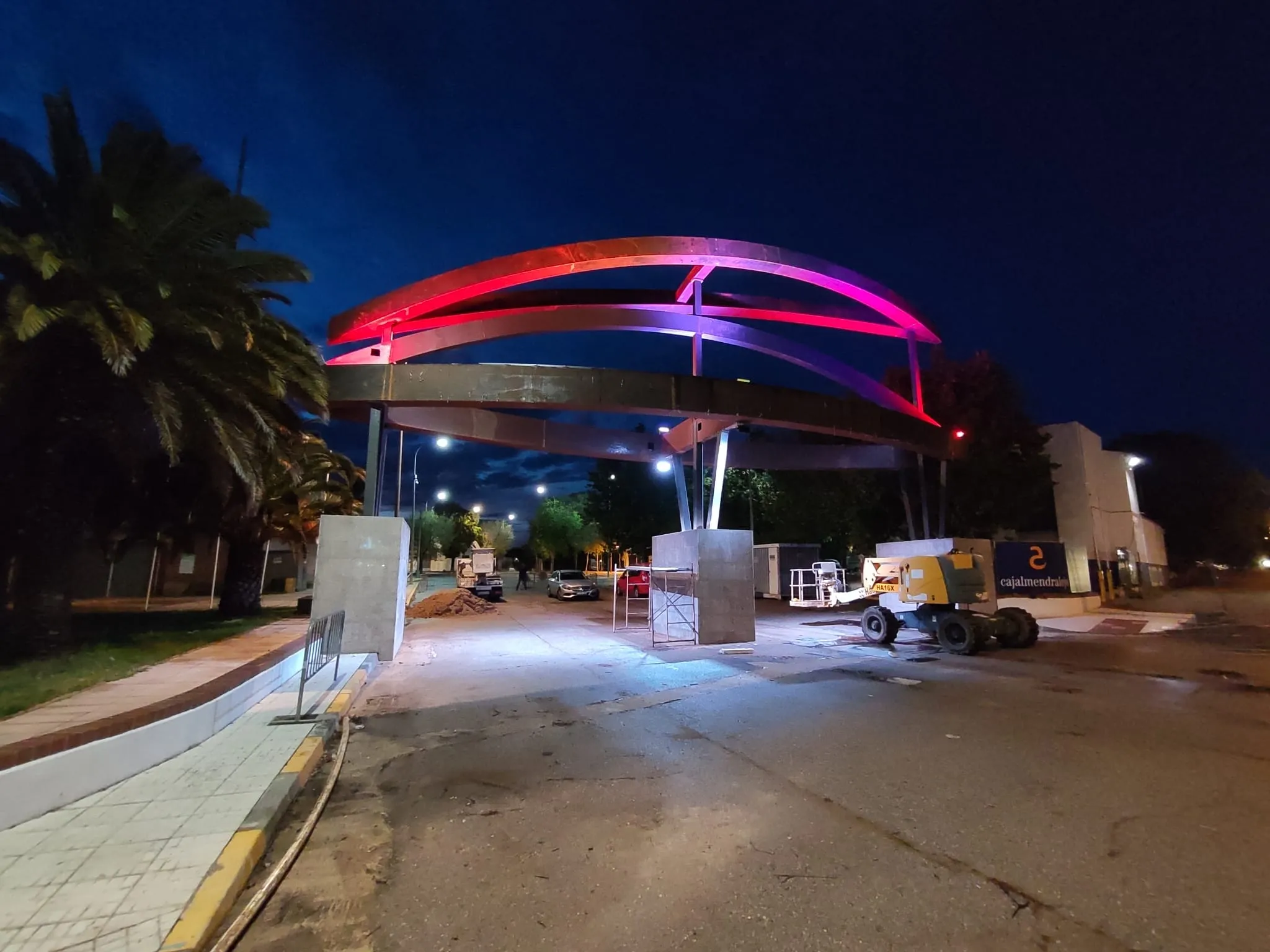 Portada recinto ferial de Zafra realizado en chapa acero corten, foto 12 de 16