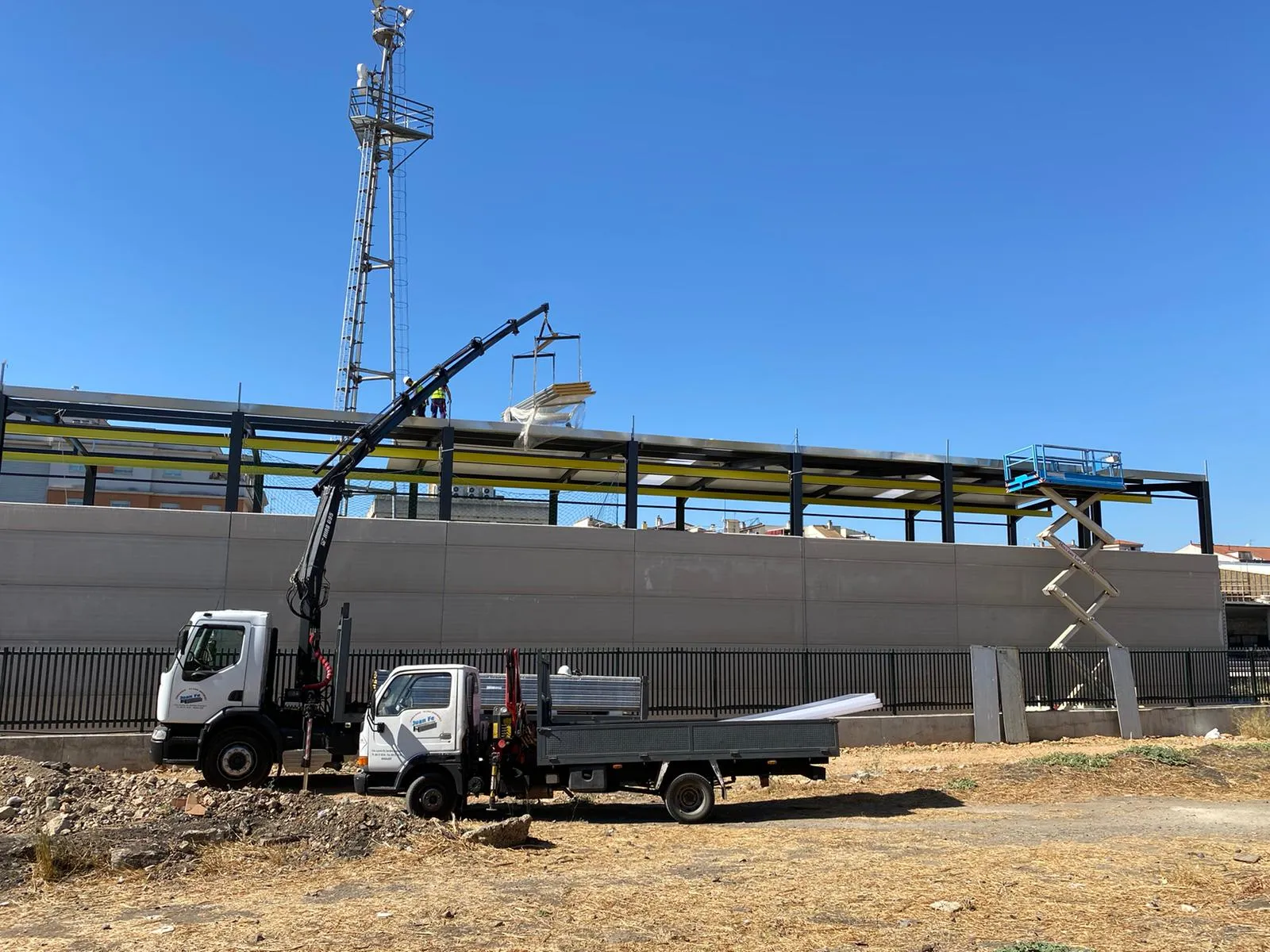 Obra Renfe Badajoz (taller reparacion para trenes ), foto 2 de 10