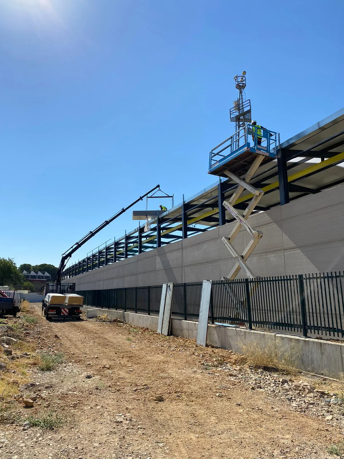Obra Renfe Badajoz (taller reparacion para trenes ), foto 5 de 10