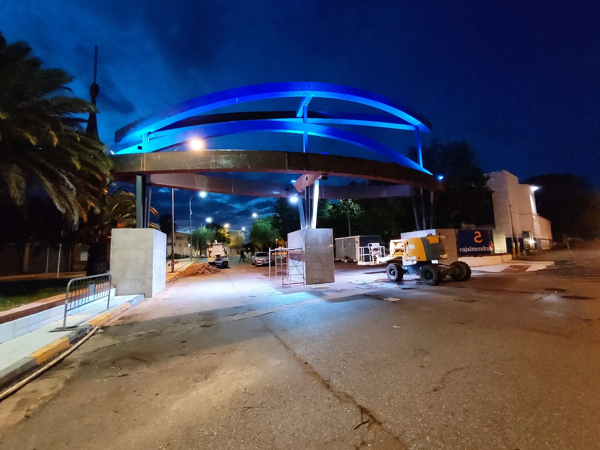 Portada recinto ferial de Zafra realizado en chapa acero corten, foto 15 de 16